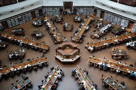 “Pandemiya  zamanı dünya kitabxanalara virtual sayəhət” - FOTO 