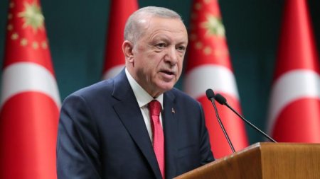 Ərdoğan Türkiyədə hicaba dair Konstitusiya təminatının yaradılmasını irəli sürüb